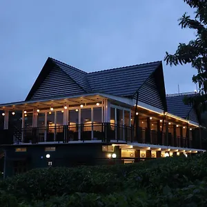  Resort Jungle View India