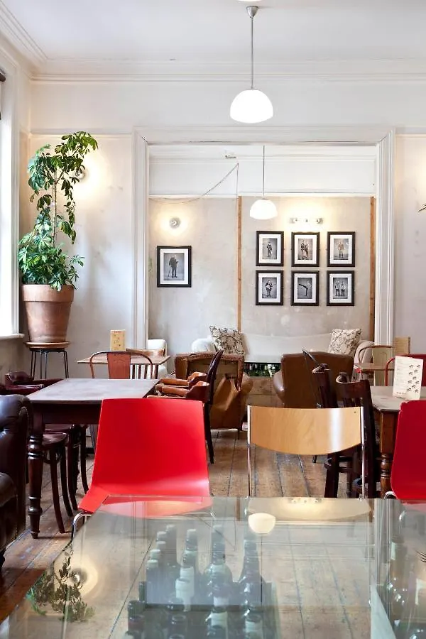 Kellys Hotel Dublin Ireland